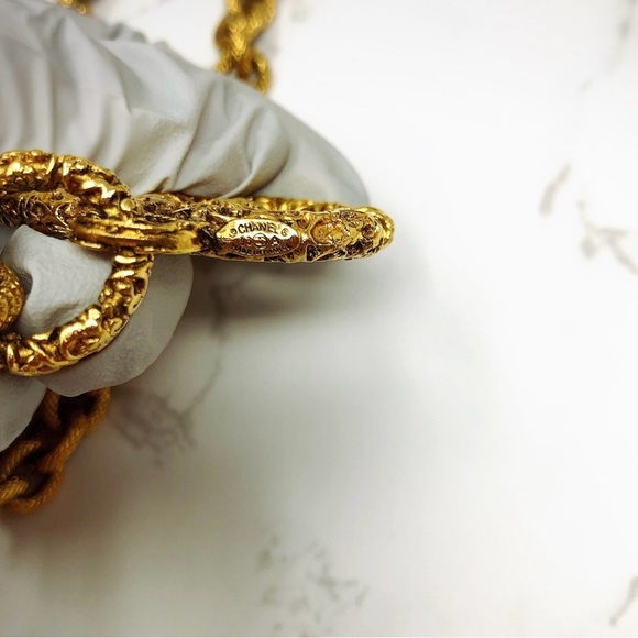 Chanel coco mark lava gold vintage necklace - Picture 6 of 6